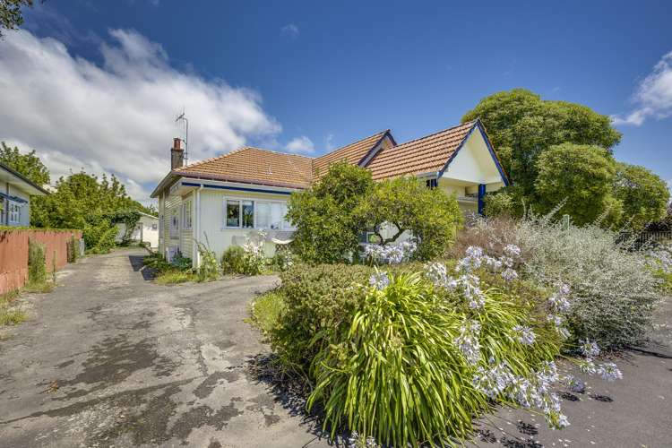 302 Southampton Street West Hastings_3