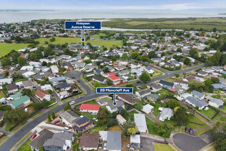 29 Moncrieff Avenue Clendon Park_16