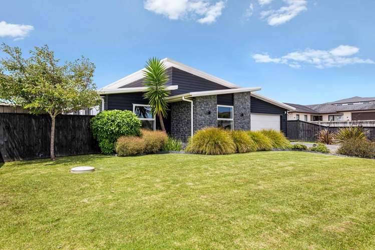 11 Fred White Drive Kumeu_2