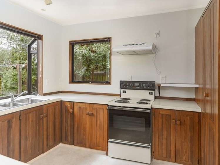 46 Farnham Drive Richmond_10