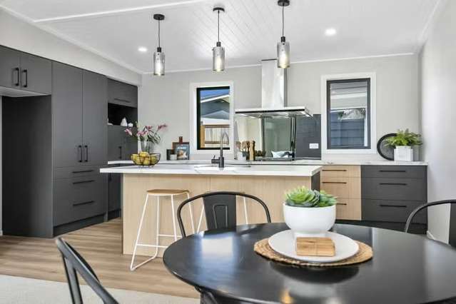  2/74 Hinemoa Avenue Taupō_4