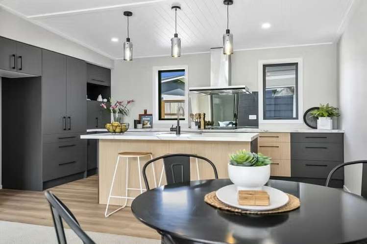  2/74 Hinemoa Avenue Taupō_4