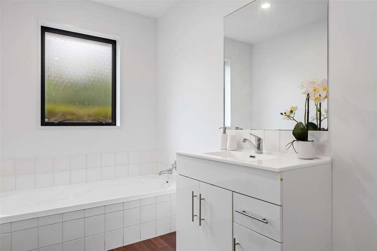 42 Mistral Road Northwood_13