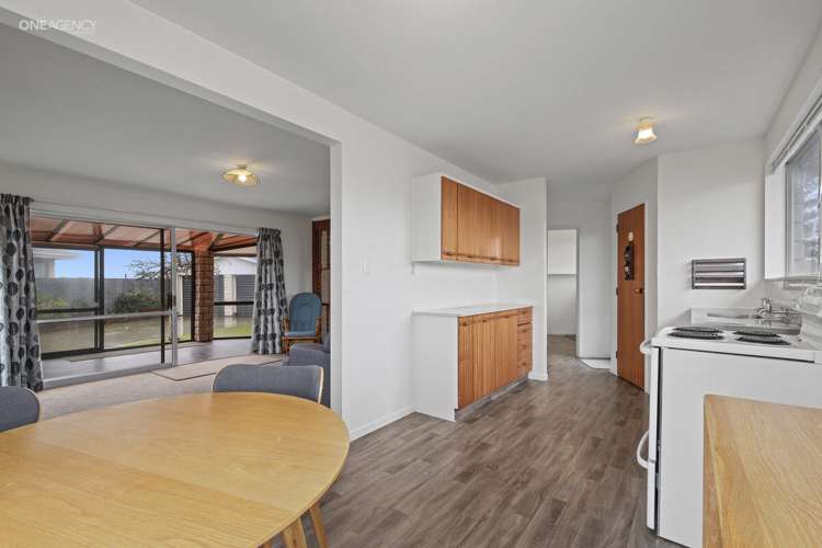 9 Cornet Lane Aranui_9