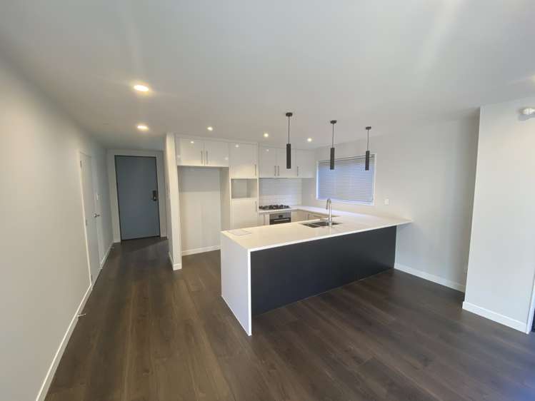 1 Henry Lloyd Place Silverdale_5