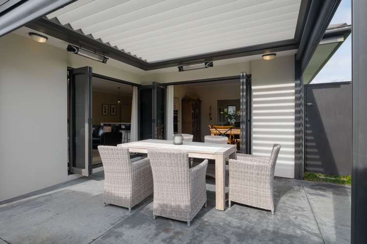 52 Wiltshire Drive Huntington_9