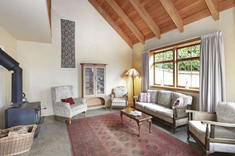 19 Bruce Terrace Akaroa_10