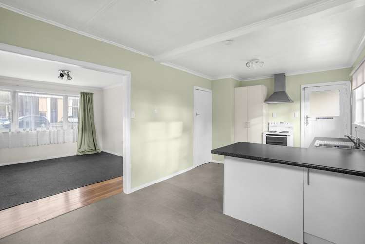 9 Fitzherbert Road Wainuiomata_7