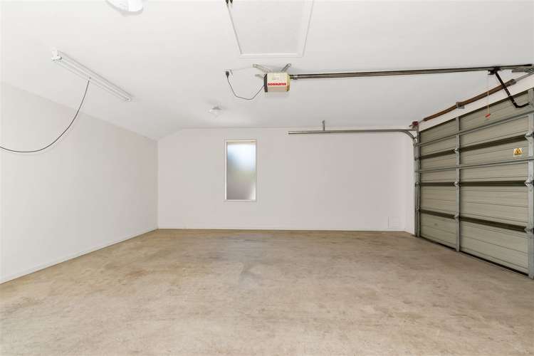 61 Clearbrook Street Shirley_18