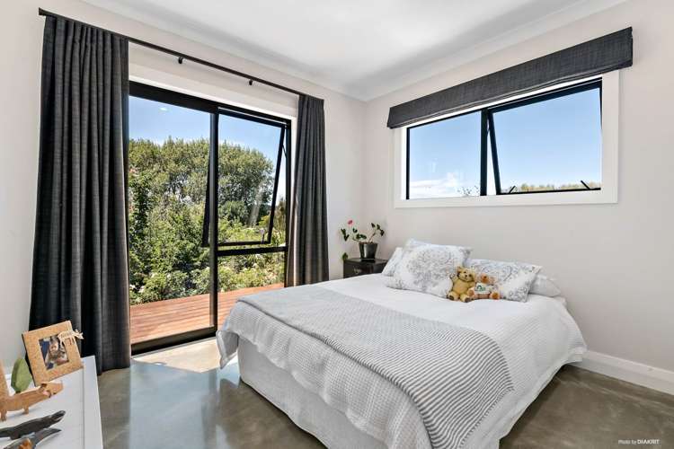 42 Arone Way Wainui_14