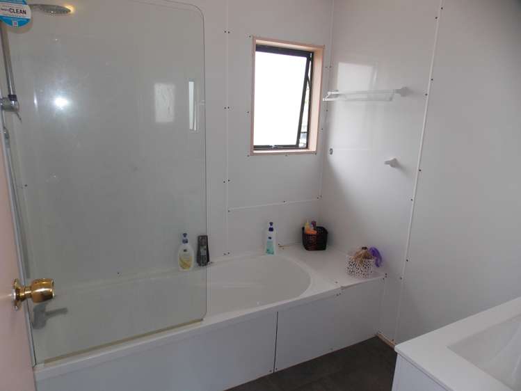 83 Geraldine Crescent Cloverlea_21