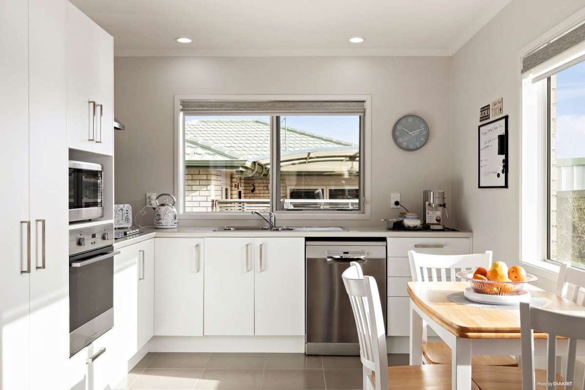 16/8 Village Place_3