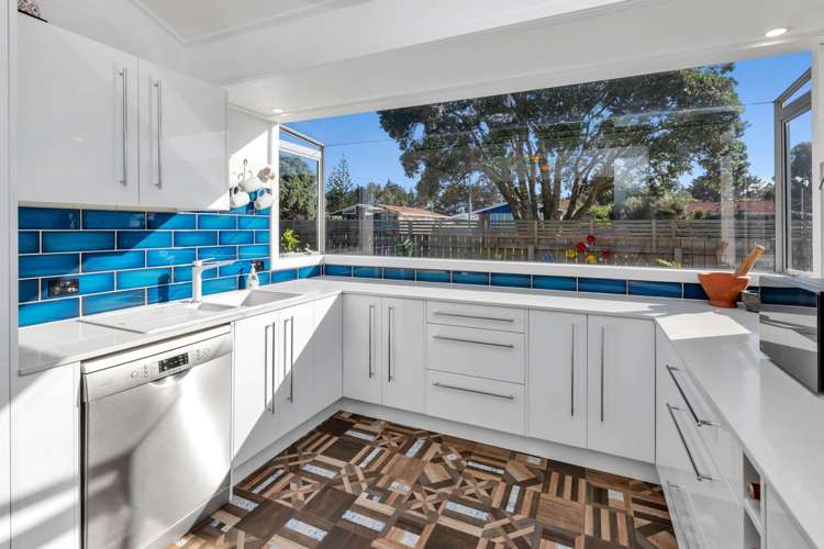 4 Te Kamo Street Ruakaka_2