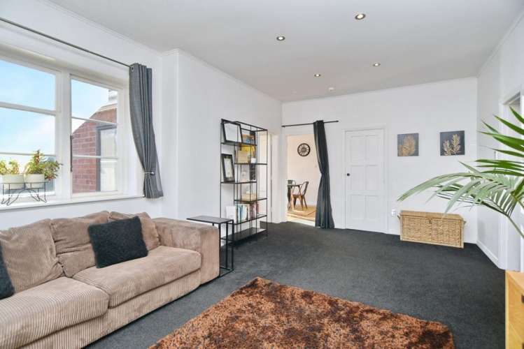 17 Achilles Street Burwood_10