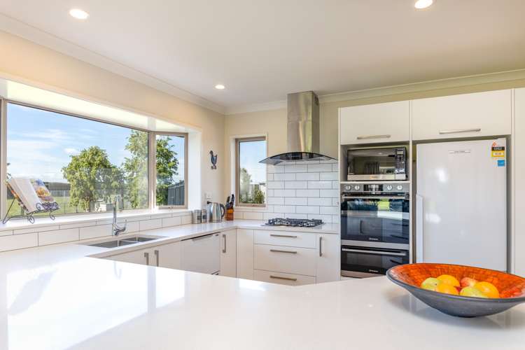 2/186 Knights Road Rolleston_2