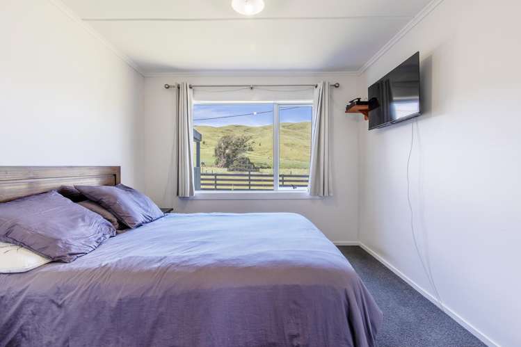 20 Blake Street Porangahau_7