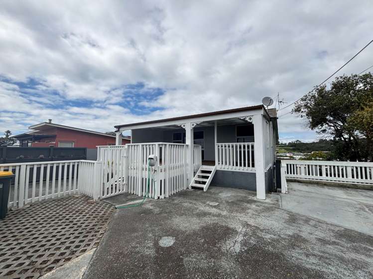 7 Totara Road Stanmore Bay_0