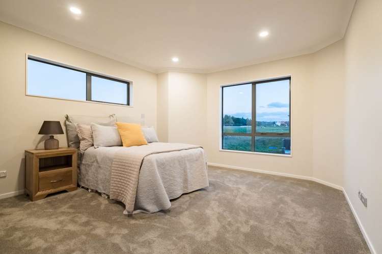 30 Horsefields Drive Flat Bush_15