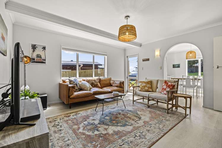 40 Lorenzen Bay Road Raglan_6