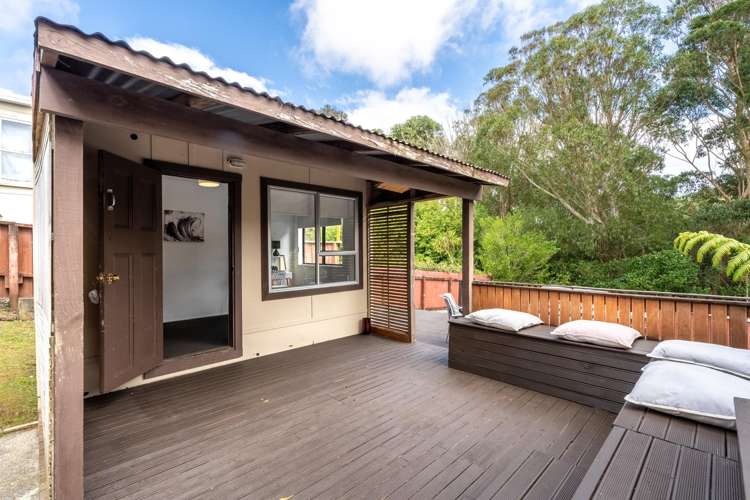 25 Waihemo Street Waitangirua_15