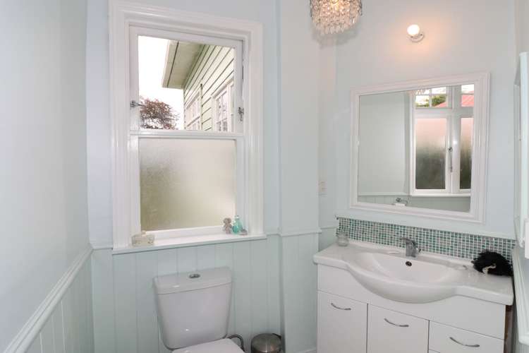 206 Main Street Greytown_8