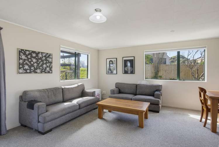 16B Karaka Street Otaki Beach_12