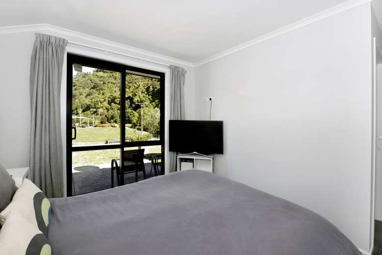 7 Olivine Terrace The Brook_15