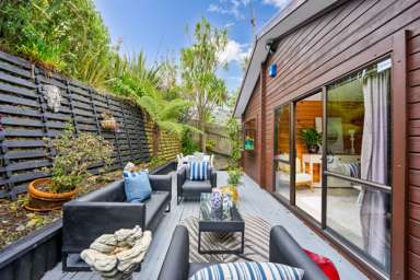 21A Abbotts Way_1