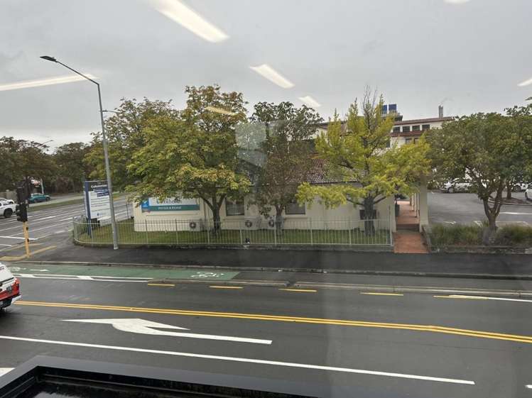 1/920 Colombo Street St Albans_10