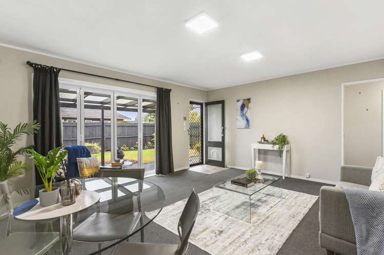 1/38 Latham Avenue Pakuranga_2