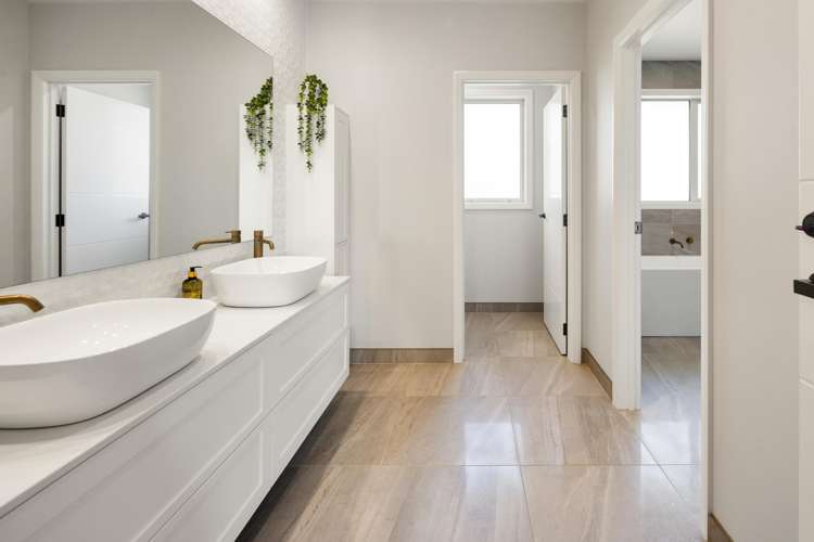 19 Mike Smith Drive Cambridge_42