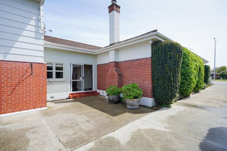 255 Herbert Street Windsor_16