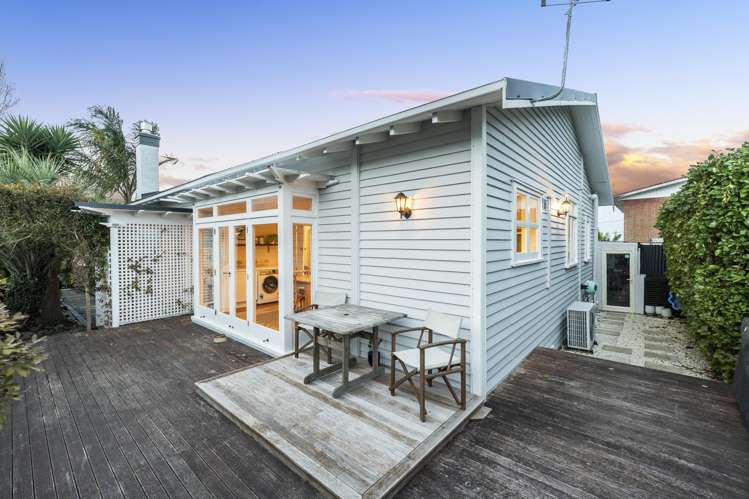 13 Elcoat Avenue Henderson_25