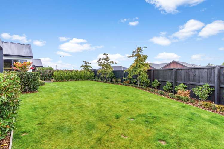 196 Southfield Drive Lincoln_26