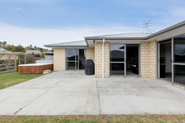 42 Fairfax Crescent Pyes Pa_19