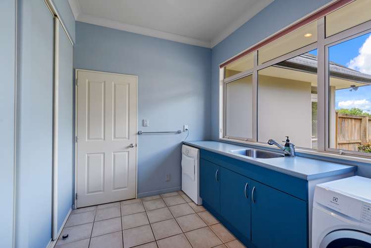 46 Stott Drive Darfield_25