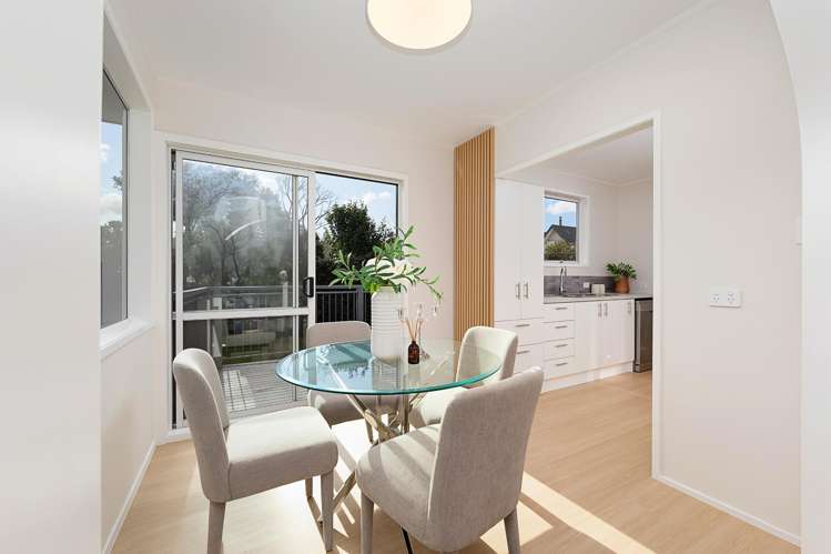 85 Riverpark Crescent Henderson_12