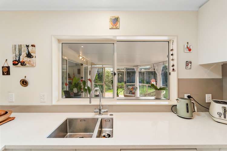 39 Lakeside Drive Orewa_13