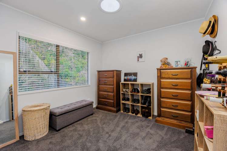 1/11 Honeysuckle Lane Mairangi Bay_14