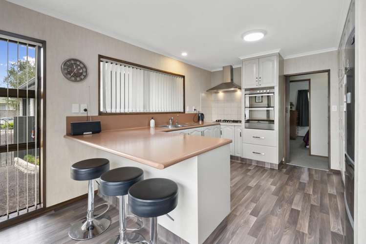 27 Humphries Place Awapuni_6