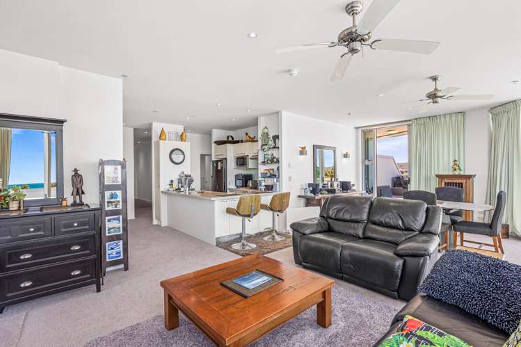 401/11 Tamariki Avenue Orewa_6