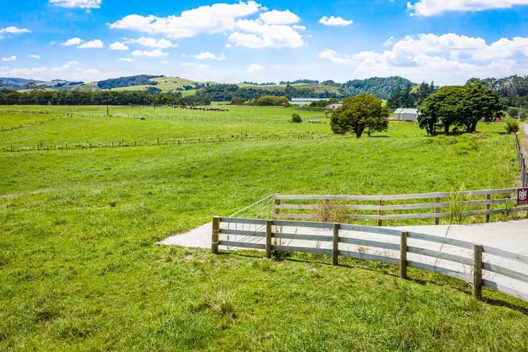 331 West Coast Road Makarau_21