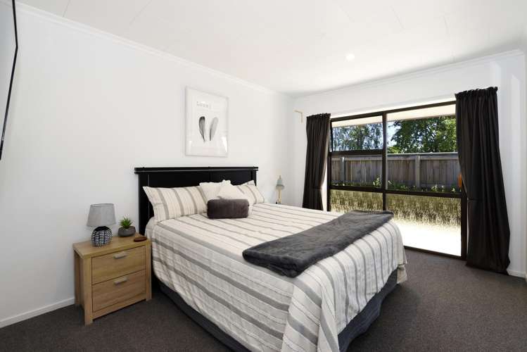 24 Starveall Street Brightwater_10