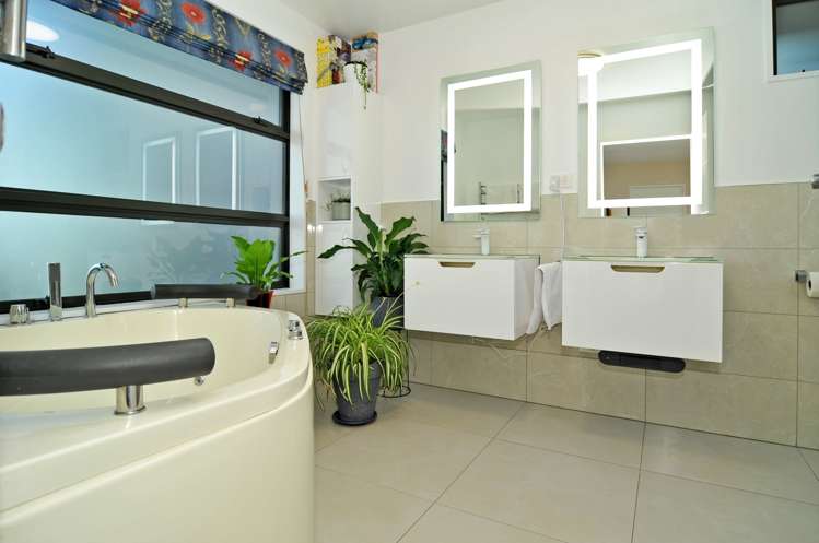 16 Lauder Street Company Bay_8