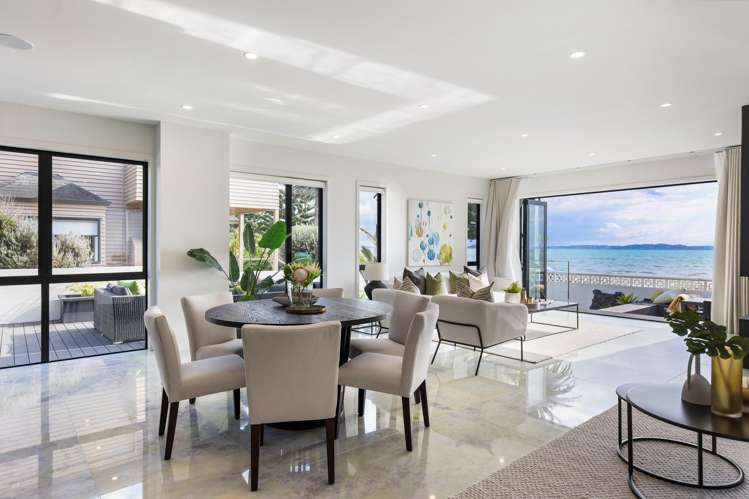 18A The Esplanade Eastern Beach_19