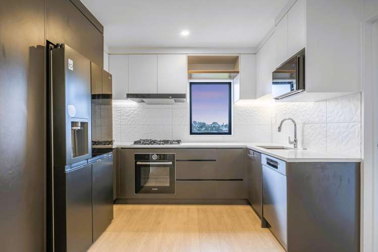 13E Morton Avenue_2