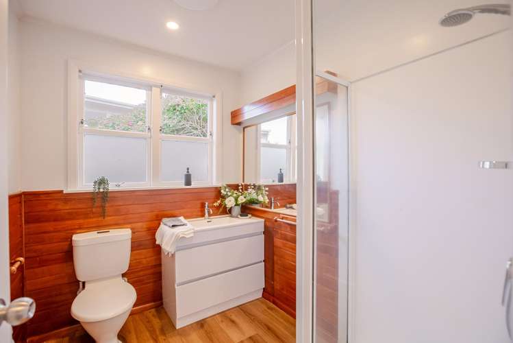 51 Eatwell Avenue Paraparaumu Beach_15