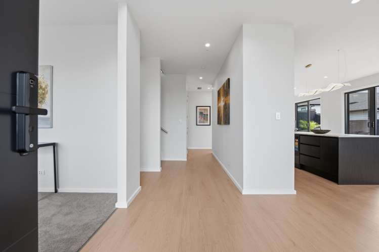 2 Tipu Crescent Milldale_11