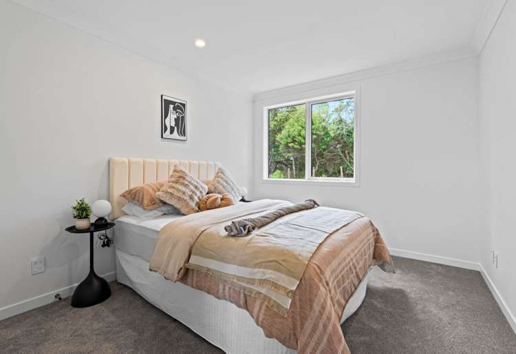 38 Awanui Road Red Beach_14