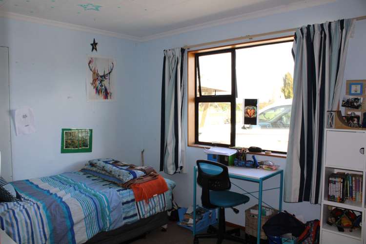 31 Lochiel Branxholme Road Winton Surrounds_5